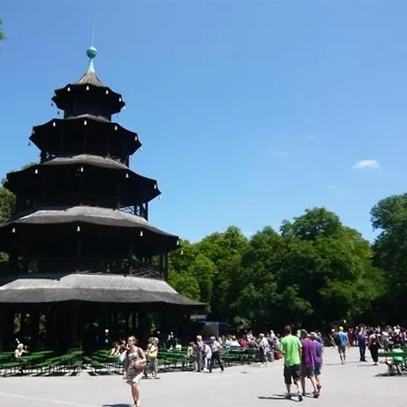 Biederstein Am Englischen Garten München