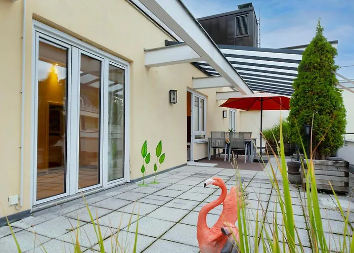 Biederstein Am Englischen Garten