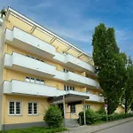 Biederstein Am Englischen Garten Hotell