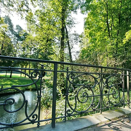 Ξενοδοχείο Biederstein Am Englischen Garten
