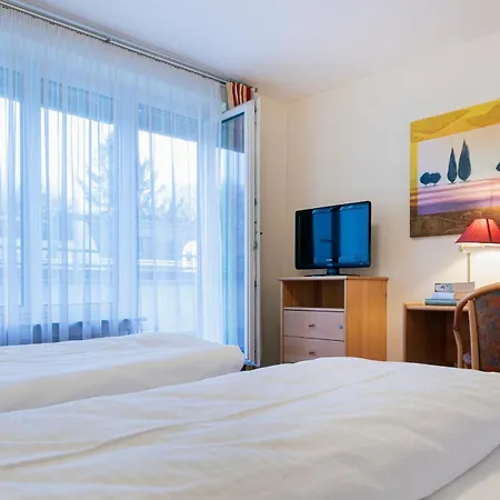 Hotel Biederstein Am Englischen Garten
