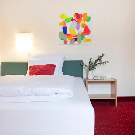 Biederstein Am Englischen Garten Hotel 3*