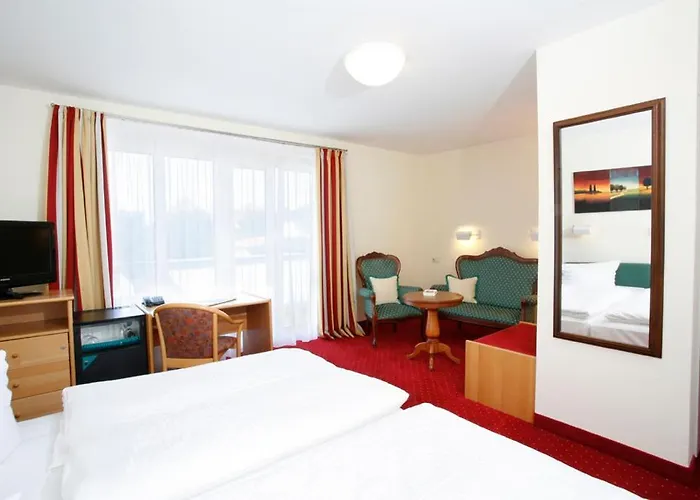 Biederstein Am Englischen Garten München