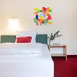 Biederstein Am Englischen Garten Hotel 3*