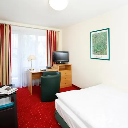 Biederstein Am Englischen Garten